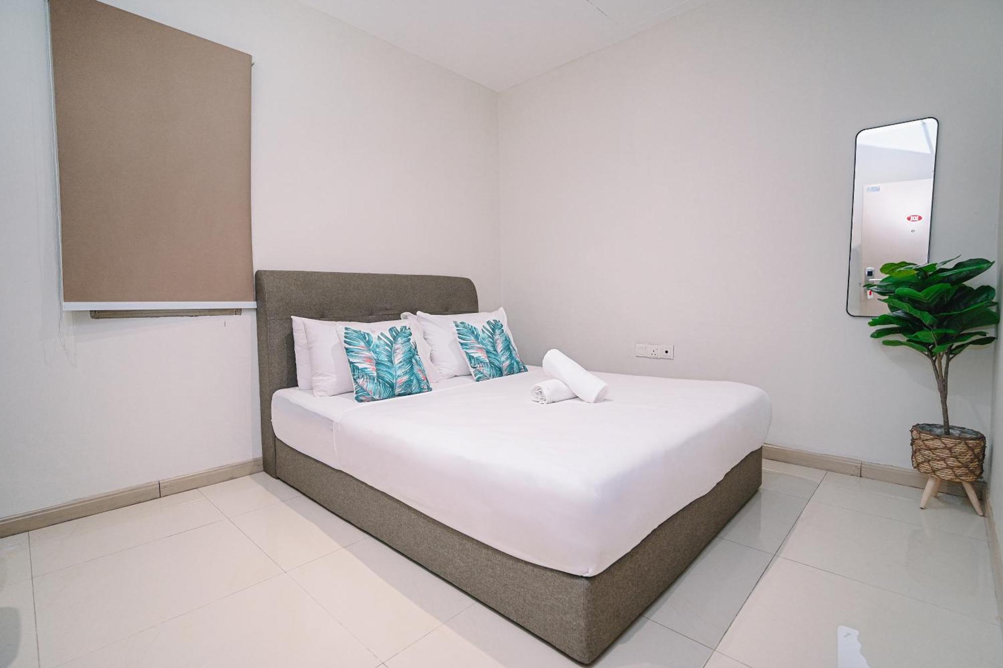 Swing & Pillows - Sunway Pyramid Pj Петалинг-Джая Экстерьер фото