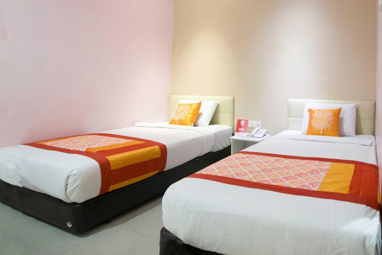 Swing & Pillows - Sunway Pyramid Pj Петалинг-Джая Экстерьер фото